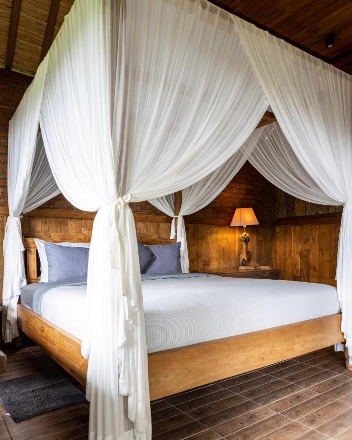 Niente Bali Villa Penebel ภายนอก รูปภาพ